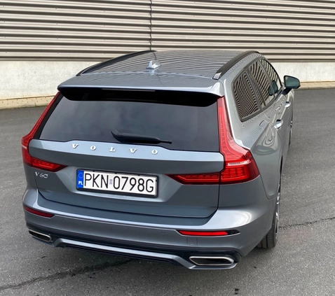 Volvo V60 cena 183500 przebieg: 70000, rok produkcji 2020 z Dąbie małe 742